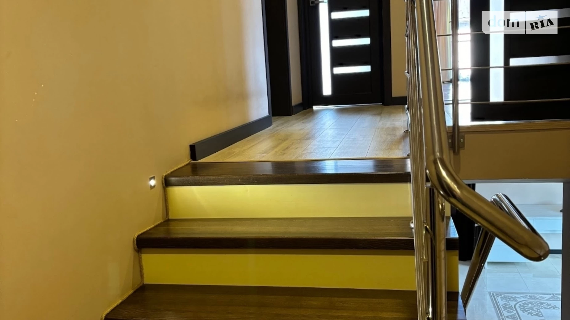 Продається будинок 2 поверховий 225.6 кв. м з гаражем, цена: 1500 $ - фото 5