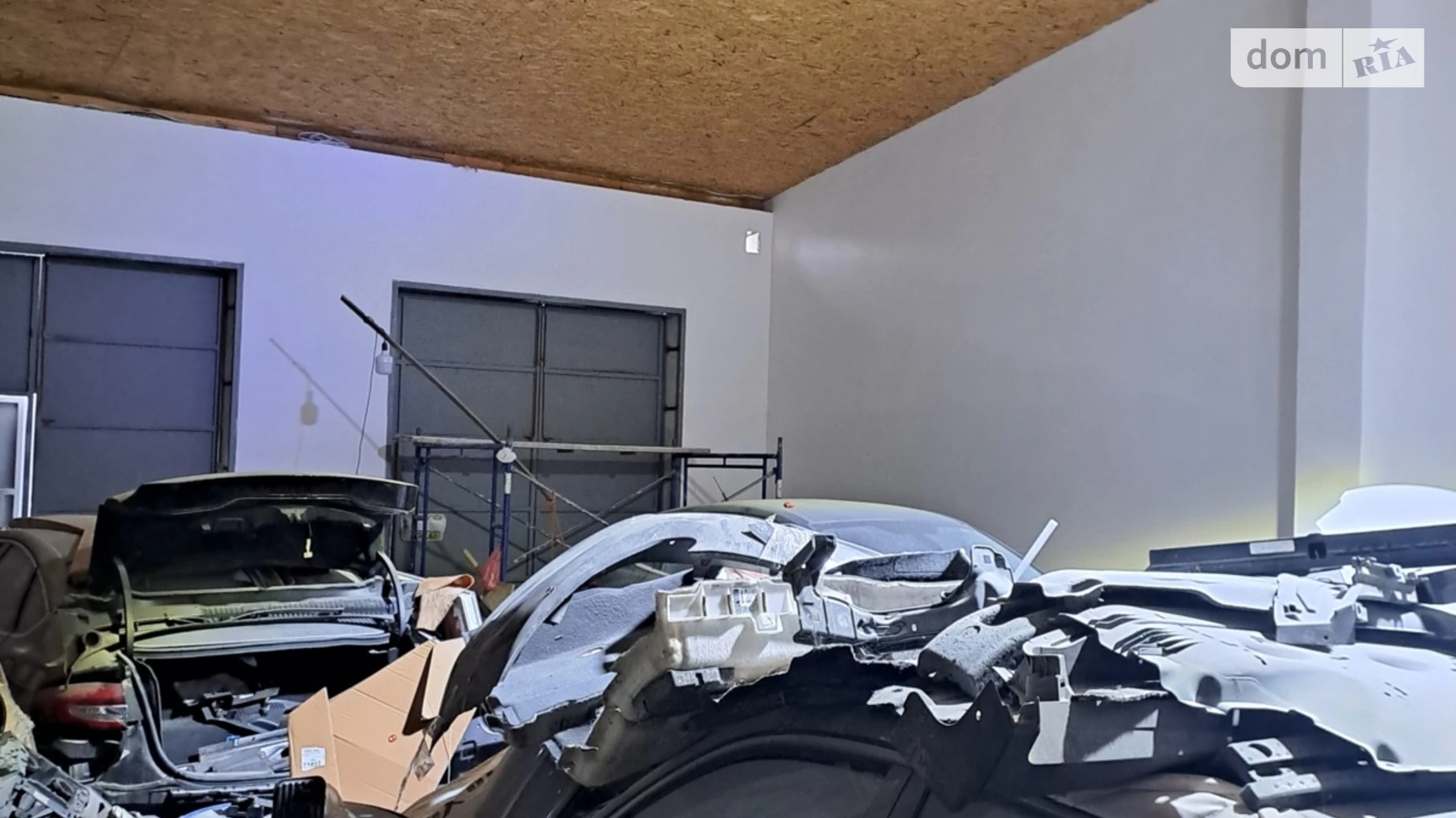 Сдается в аренду отдельно стоящий гараж под бус на 110 кв. м, цена: 12500 грн - фото 5