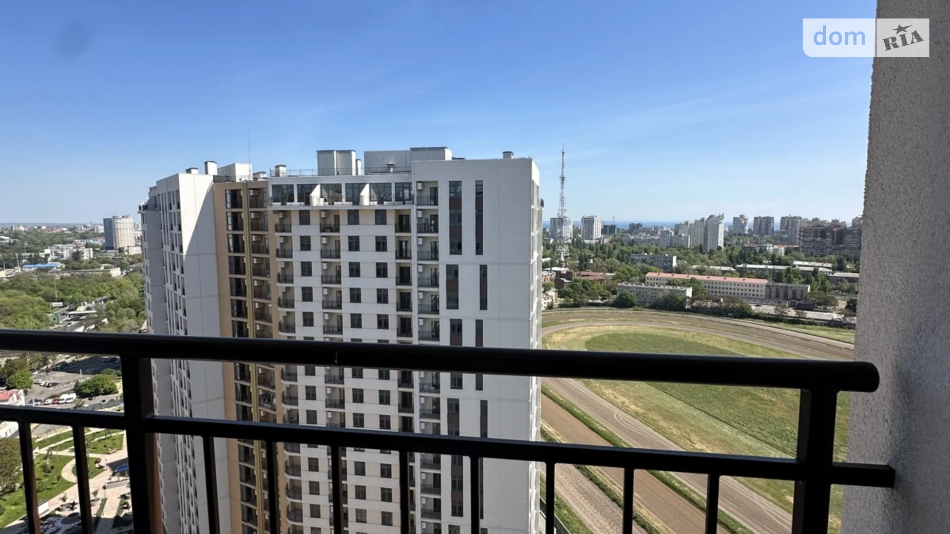 Продается 1-комнатная квартира 42 кв. м в Одессе, ул. Краснова, 3 корпус 63 - фото 3