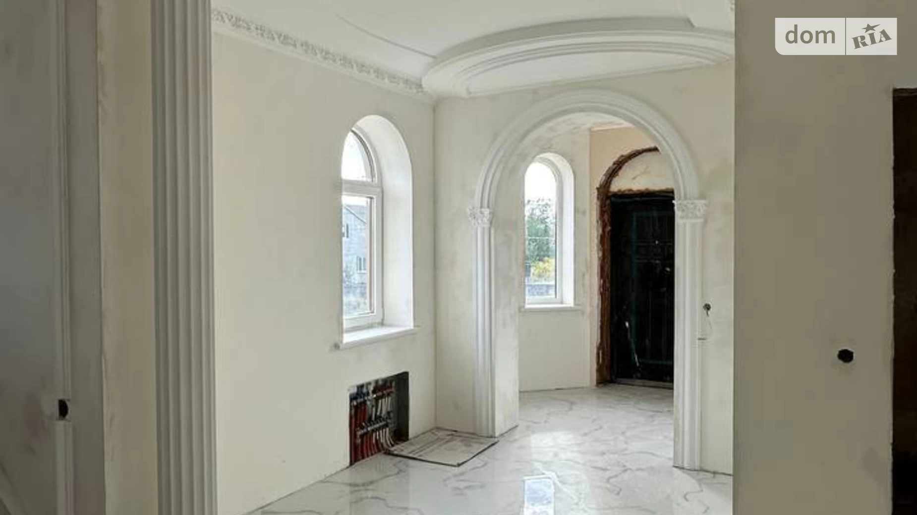 Продается дом на 2 этажа 405 кв. м с беседкой, цена: 230000 $ - фото 4