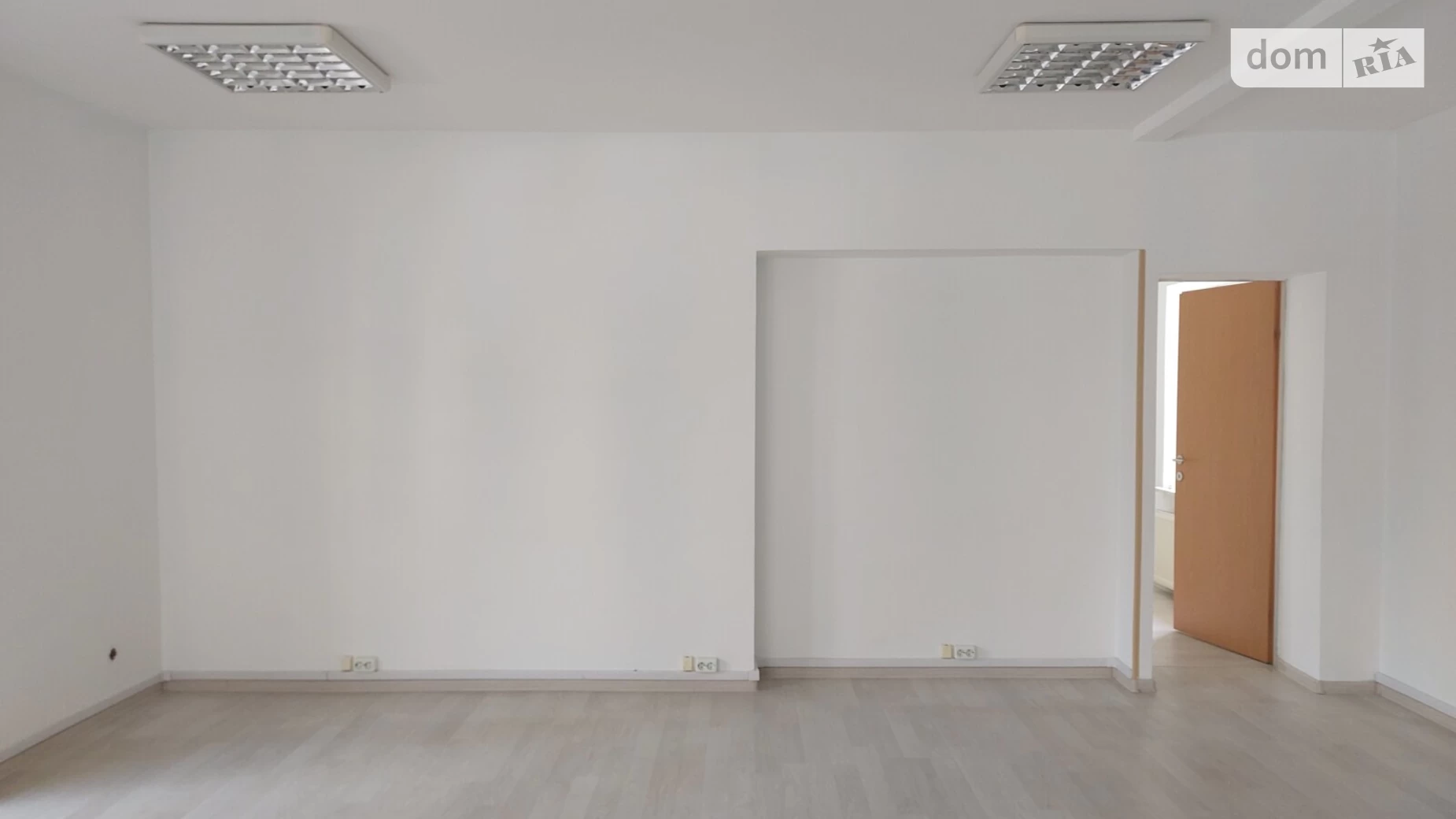 Сдается в аренду офис 95 кв. м в бизнес-центре, цена: 1425 $ - фото 4