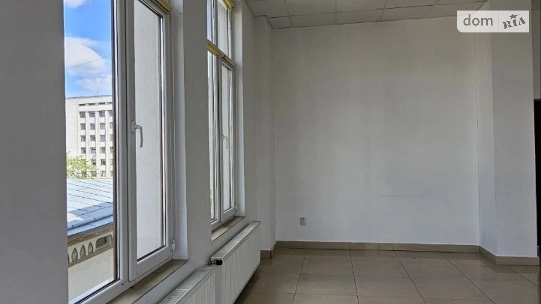 Сдается в аренду офис 33 кв. м в бизнес-центре, цена: 13500 грн - фото 3
