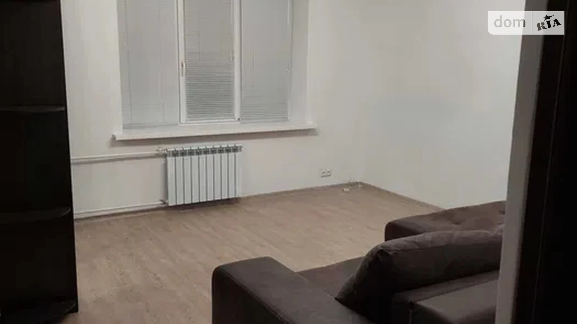 Сдается в аренду офис 60 кв. м в бизнес-центре, цена: 700 $ - фото 2