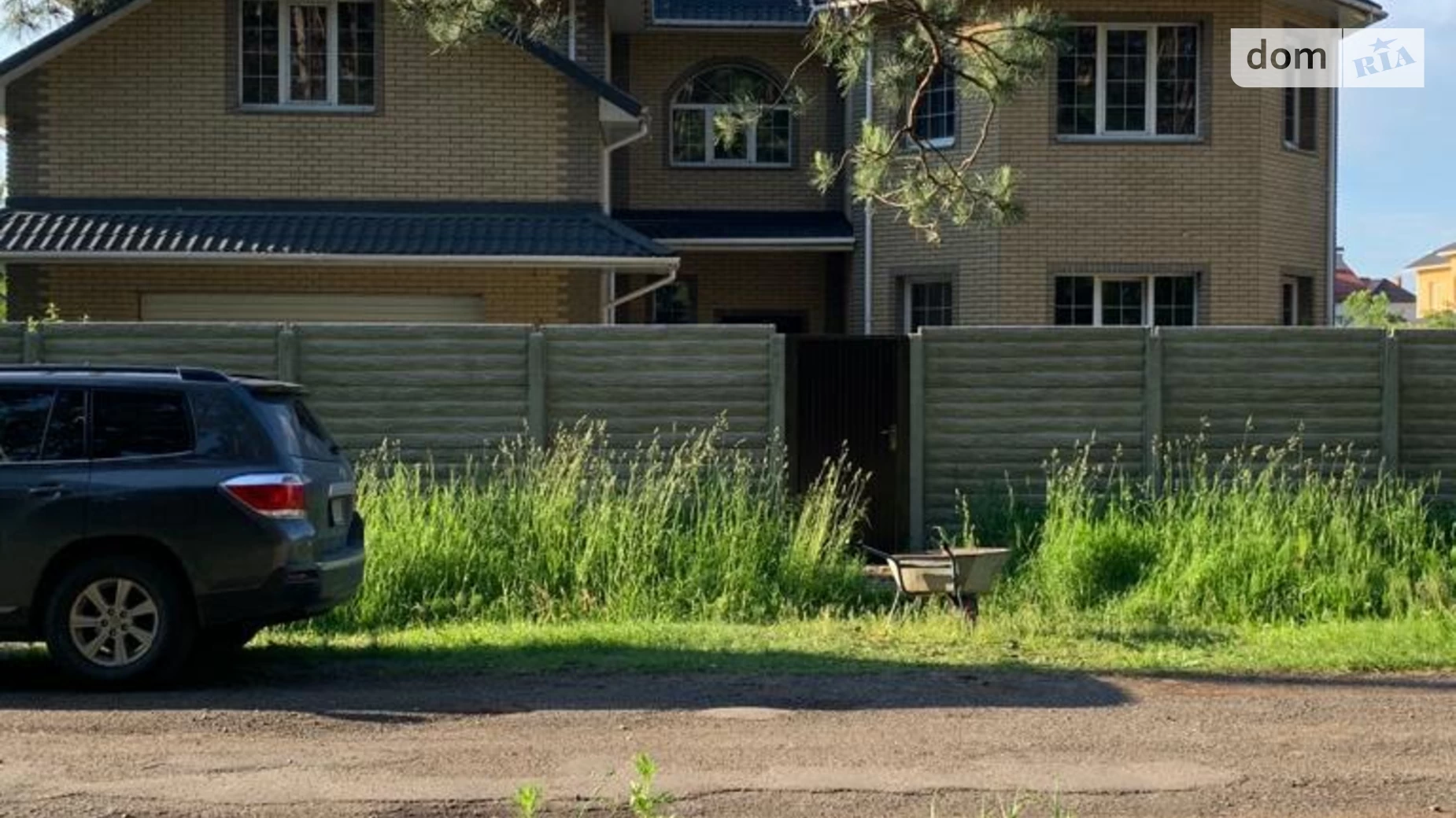 Продается дом на 2 этажа 400 кв. м с гаражом, цена: 520000 $ - фото 2