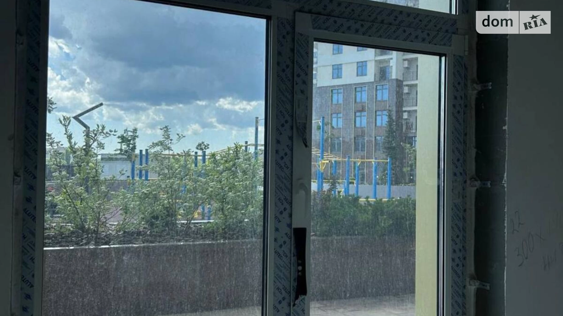 Продается помещения свободного назначения 64.45 кв. м в 24-этажном здании, цена: 166000 $ - фото 2