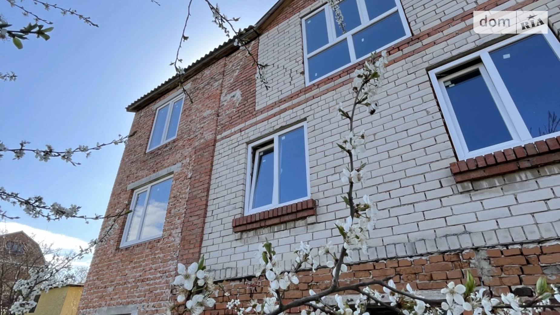 Продается дом на 2 этажа 206 кв. м с подвалом, цена: 23000 $ - фото 3