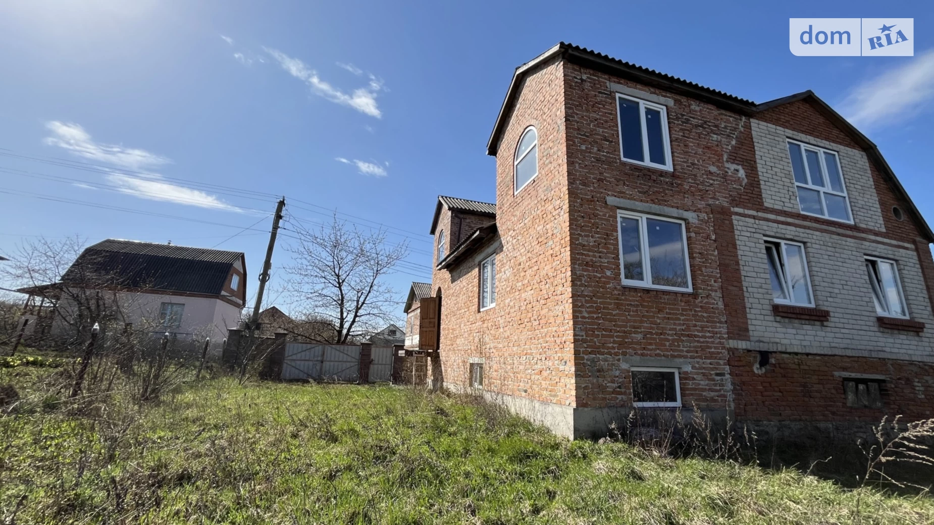 Продается дом на 2 этажа 206 кв. м с подвалом, цена: 23000 $ - фото 4