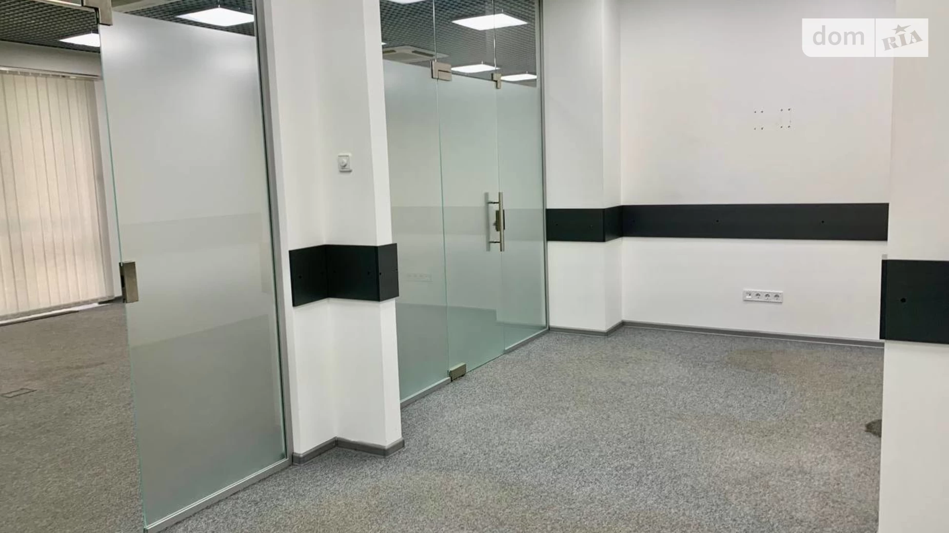 Сдается в аренду офис 127 кв. м в бизнес-центре, цена: 1200 $ - фото 5