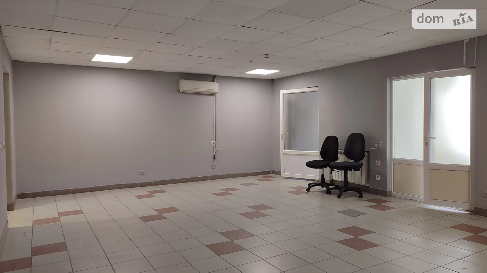 Здається в оренду приміщення вільного призначення 80 кв. м в 4-поверховій будівлі, цена: 40000 грн - фото 2