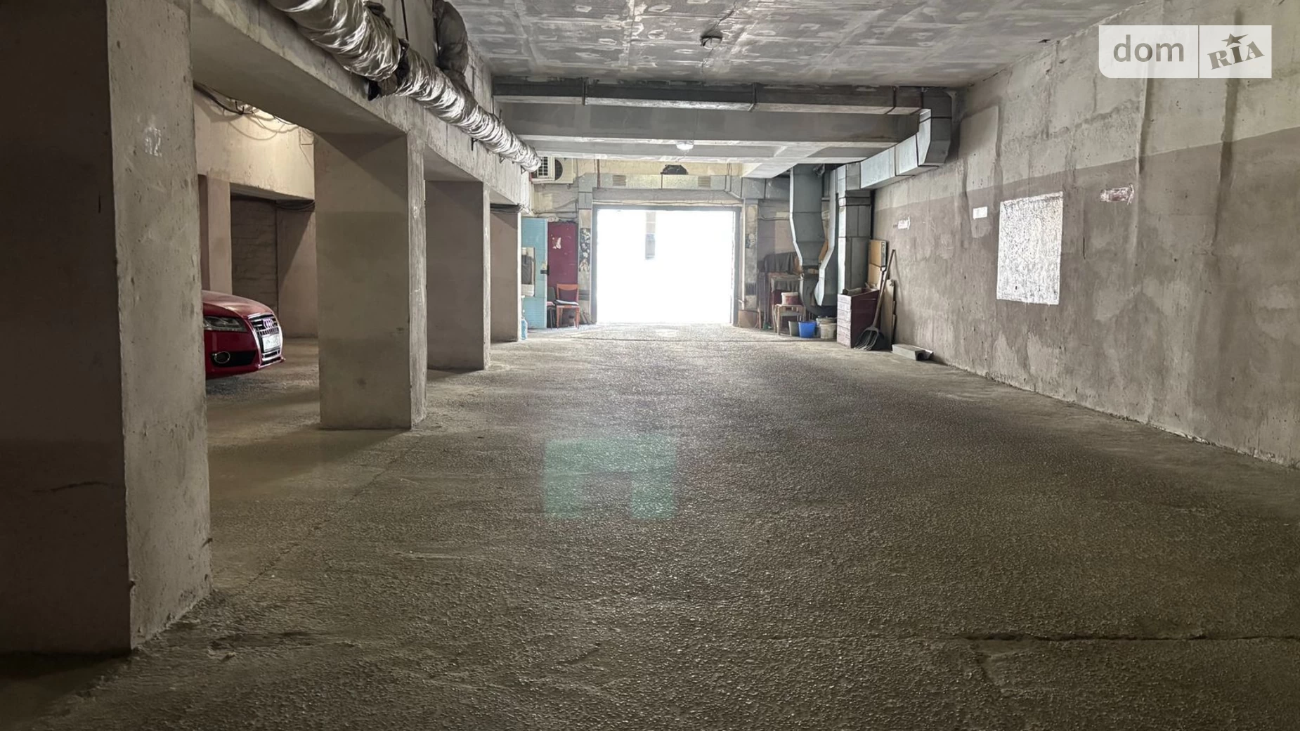 Продается подземный паркинг под легковое авто на 20 кв. м, цена: 25000 € - фото 4