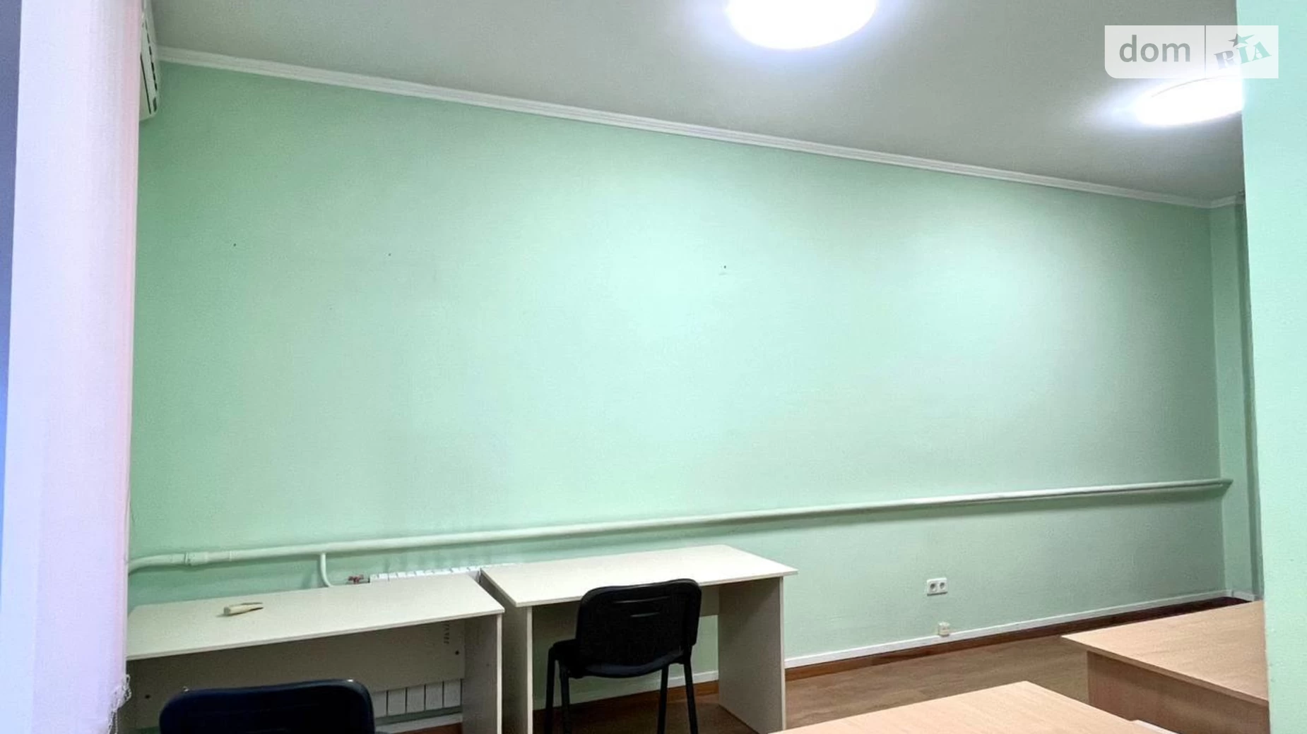 Сдается в аренду офис 24 кв. м в бизнес-центре, цена: 9600 грн - фото 2
