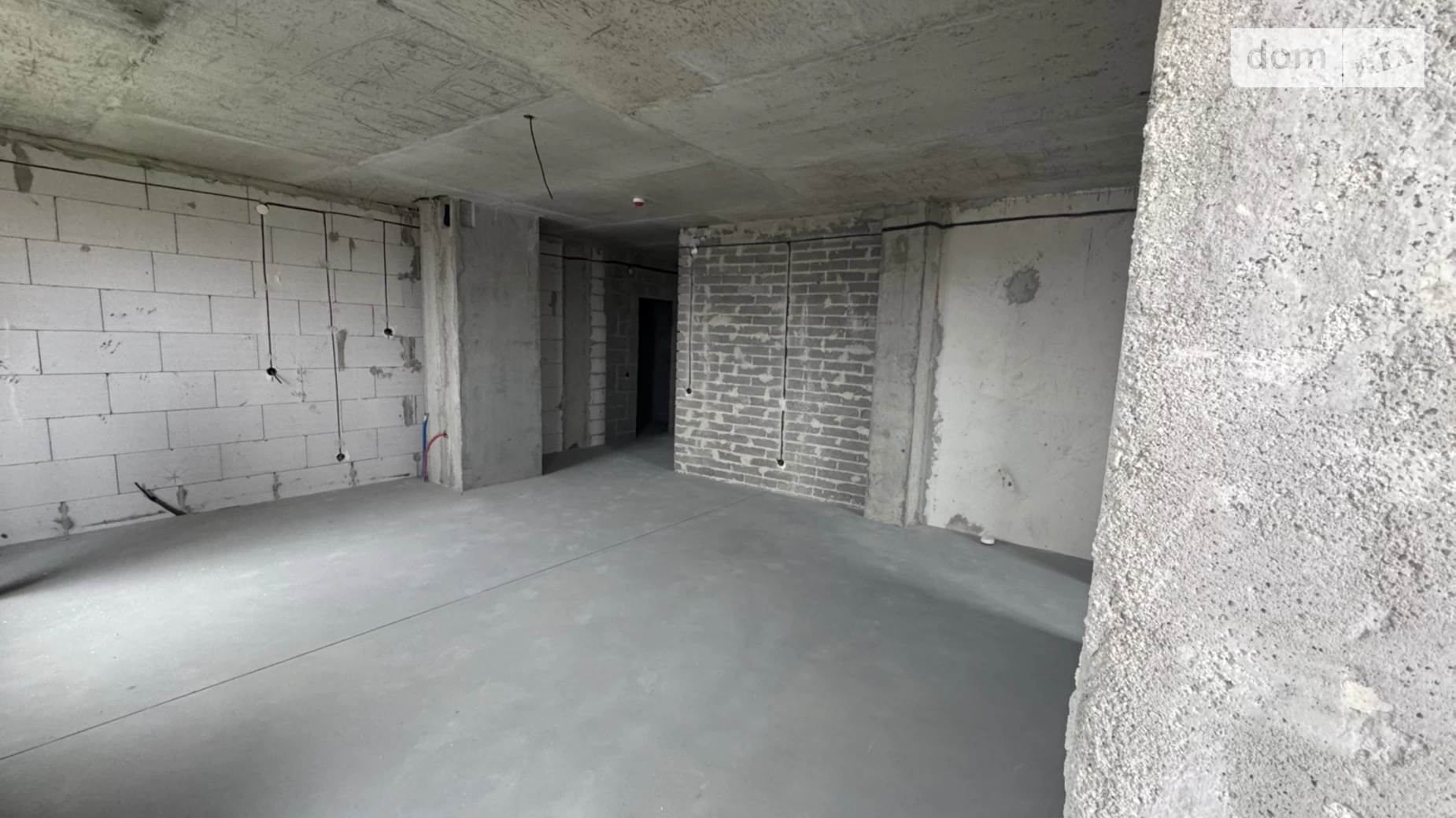 Продается 1-комнатная квартира 64 кв. м в Броварах, ул. Павла Чубинского - фото 3