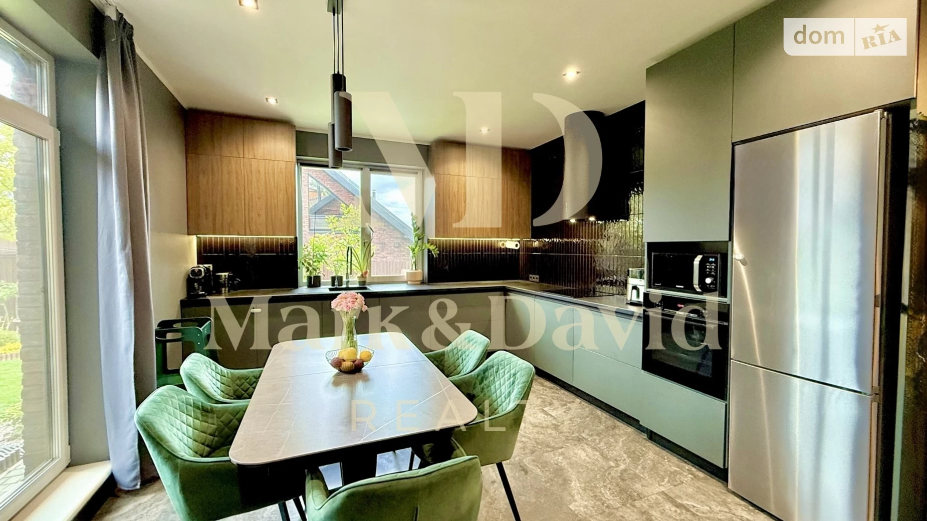 Продается дом на 2 этажа 150 кв. м с гаражом, цена: 294900 $ - фото 2
