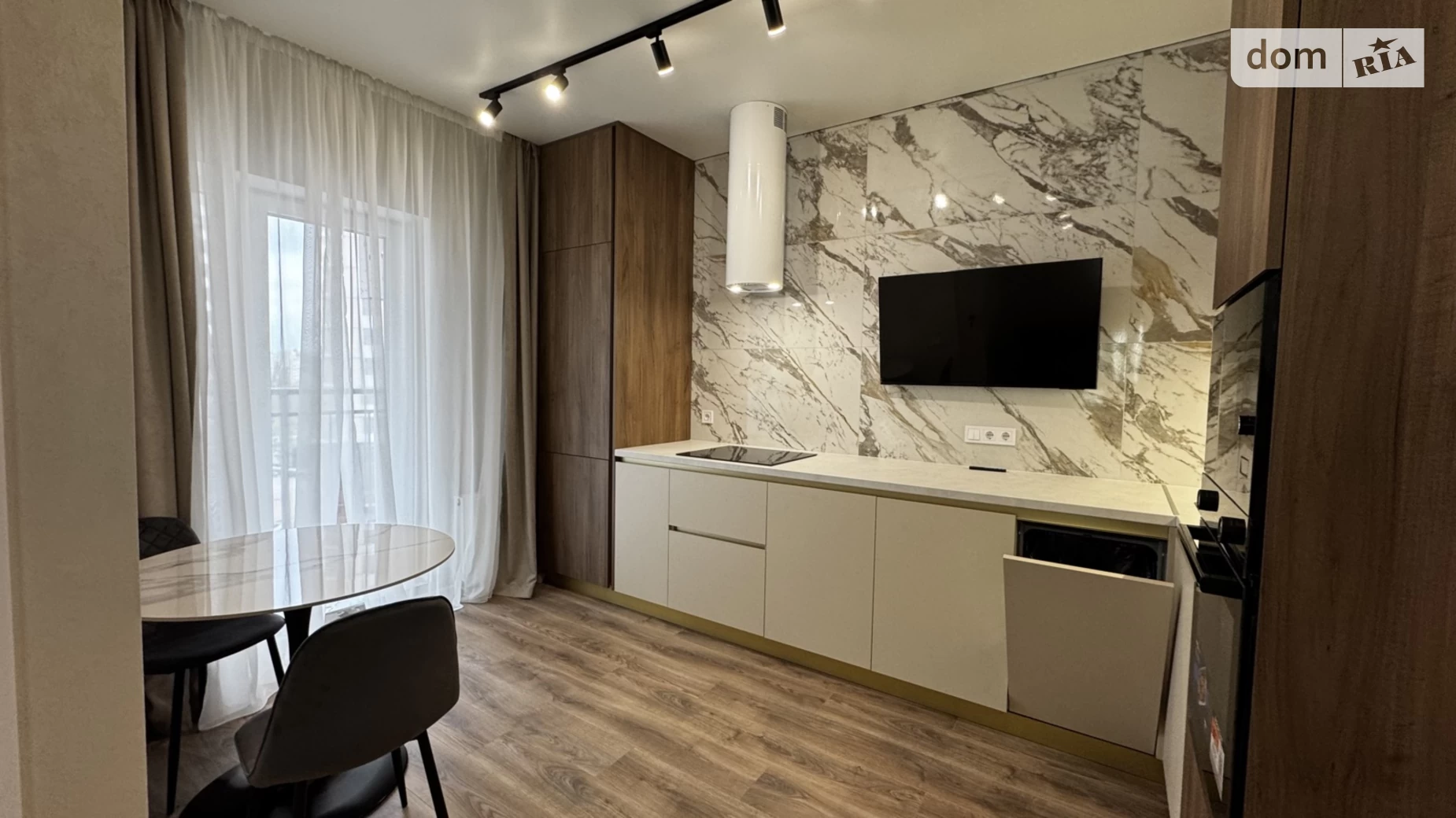 Продається 1-кімнатна квартира 43 кв. м у Одесі, вул. Краснова, 1В орпус 63 - фото 2