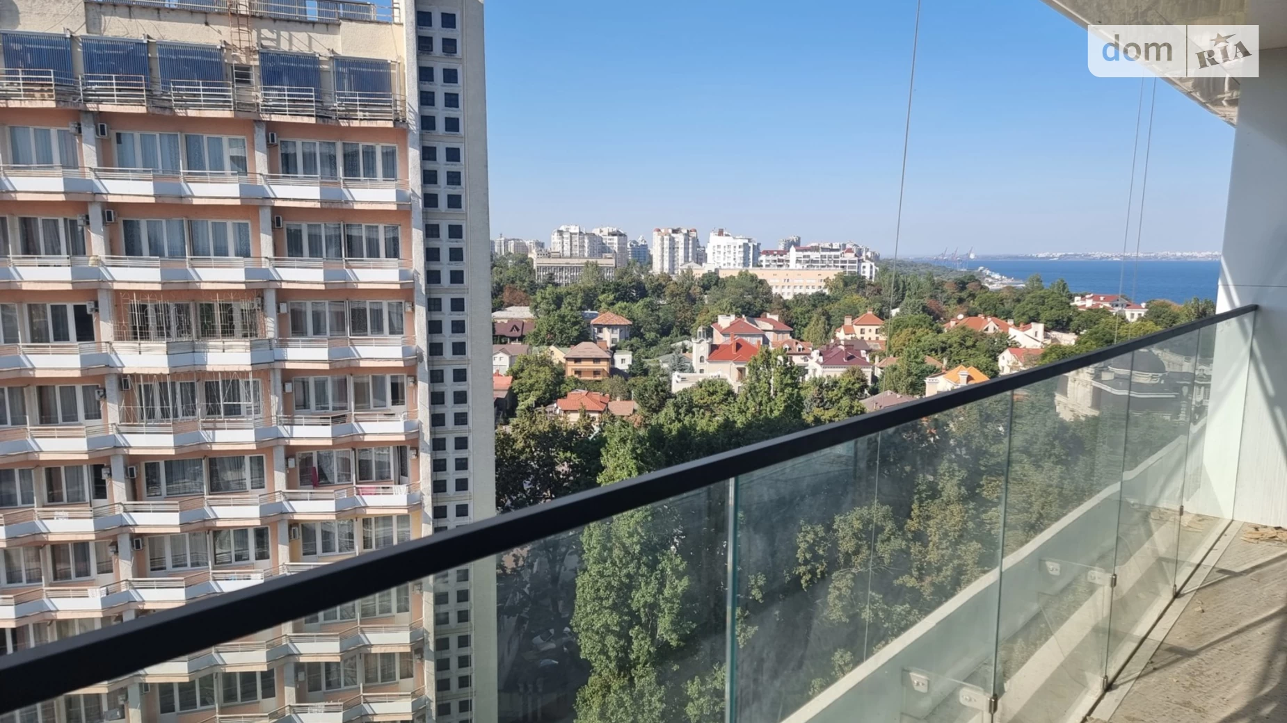 Продается 1-комнатная квартира 41 кв. м в Одессе, бул. Французский, 63/65 корпус 3 - фото 2