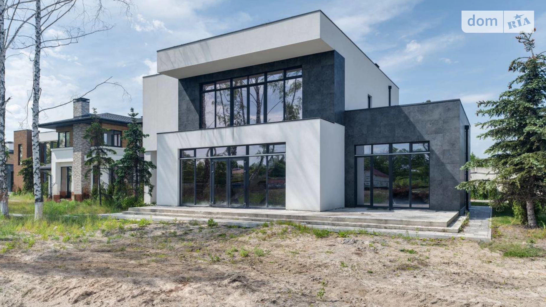 Продается дом на 2 этажа 220 кв. м с гаражом, цена: 320000 $ - фото 5