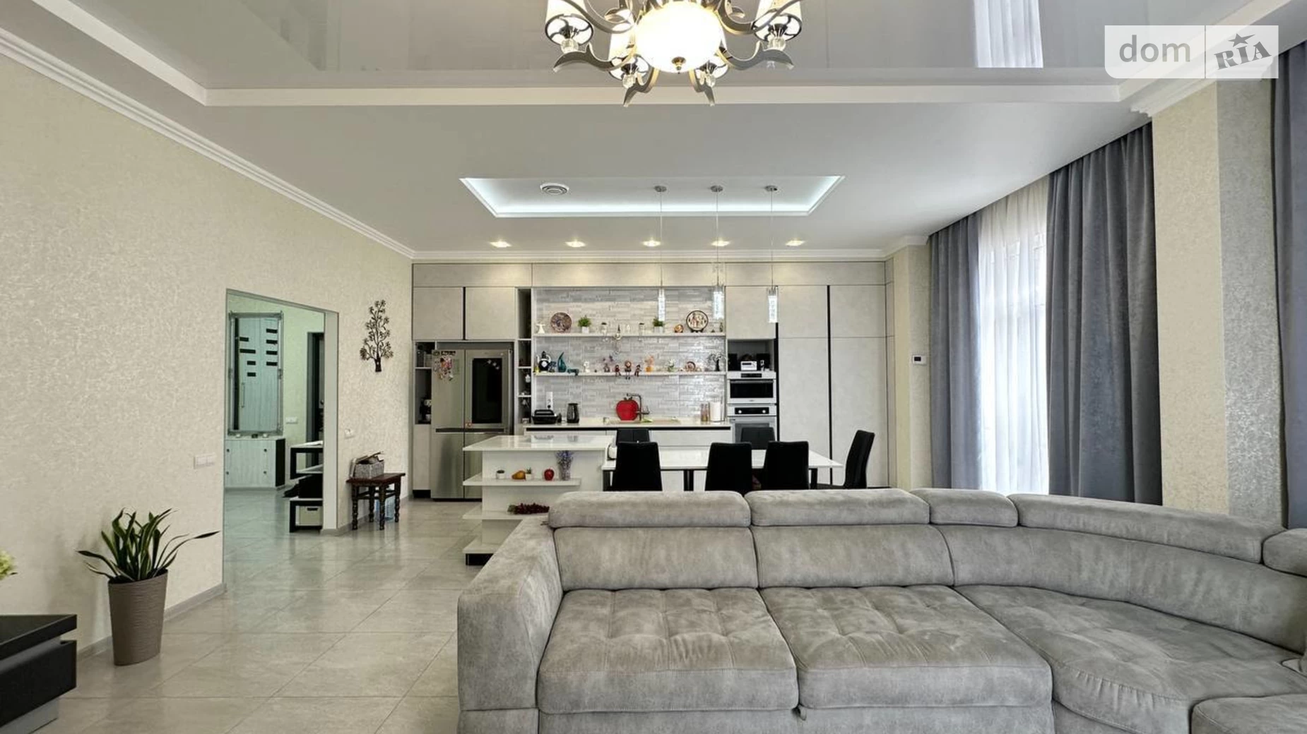 Продается 2-комнатная квартира 118.9 кв. м в Фонтанке, пер. Майский - фото 2