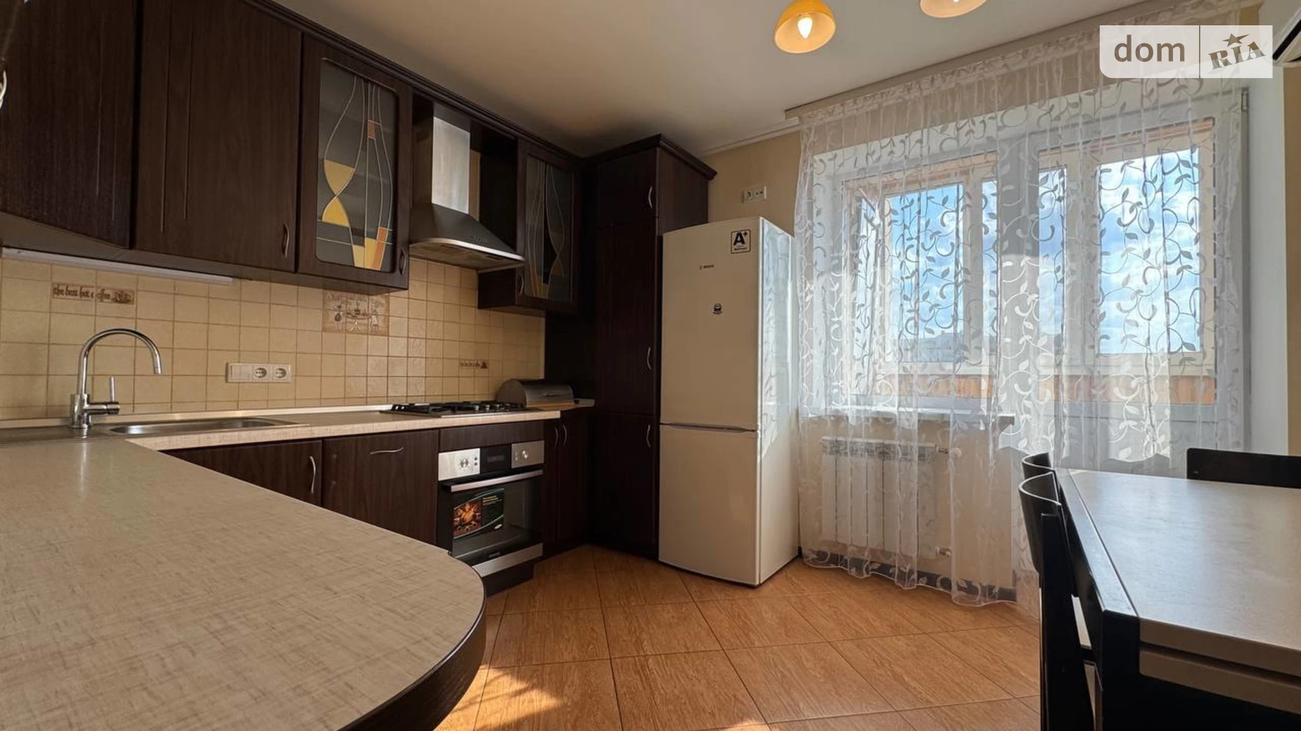 Продается 3-комнатная квартира 103 кв. м в Чабанах, ул. Юности, 3 - фото 2
