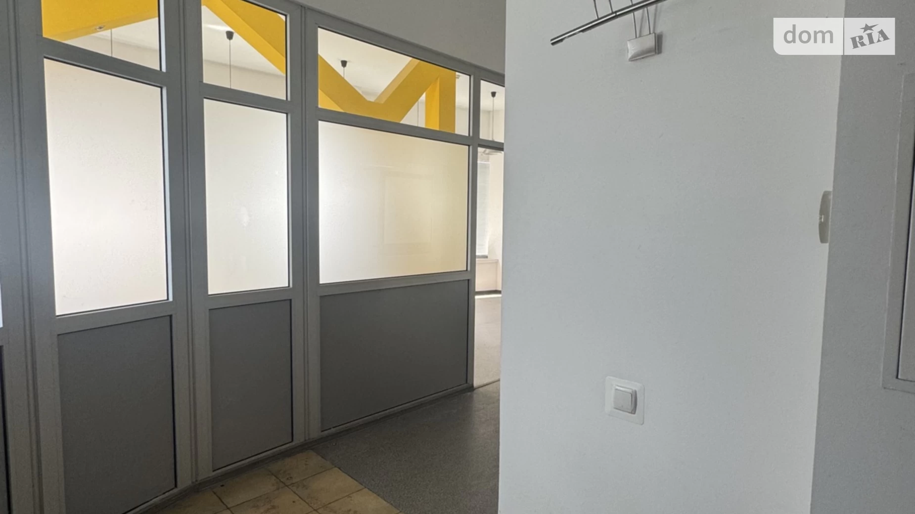 Сдается в аренду офис 211 кв. м в бизнес-центре, цена: 25000 грн - фото 5