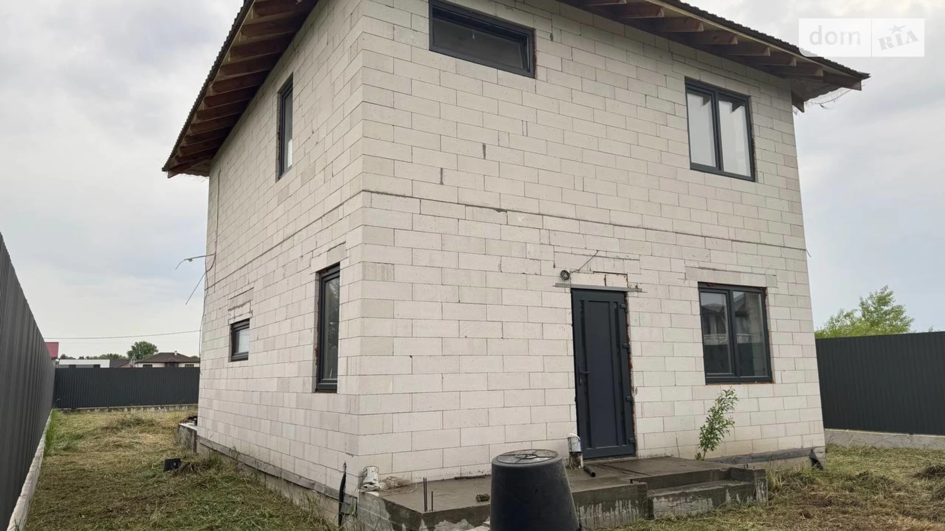 Продается дом на 2 этажа 114.5 кв. м с террасой, цена: 135000 $ - фото 2