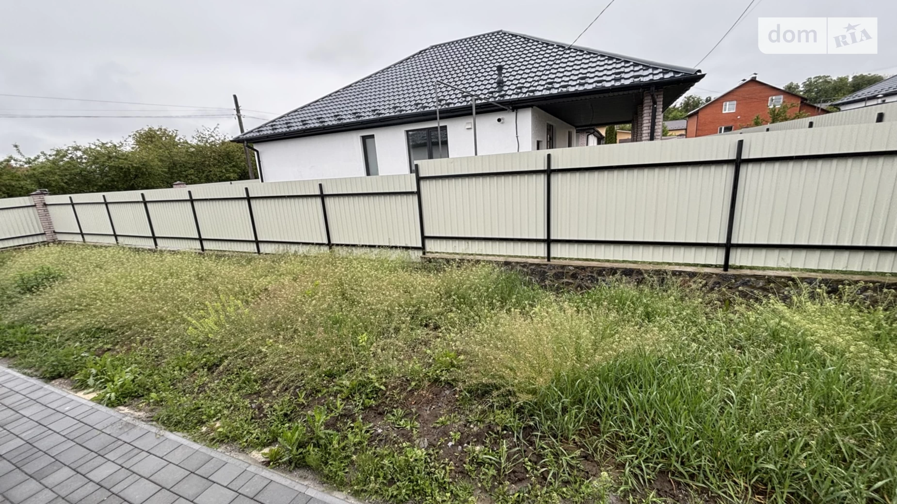 Продается одноэтажный дом 120 кв. м с камином, цена: 130000 $ - фото 2