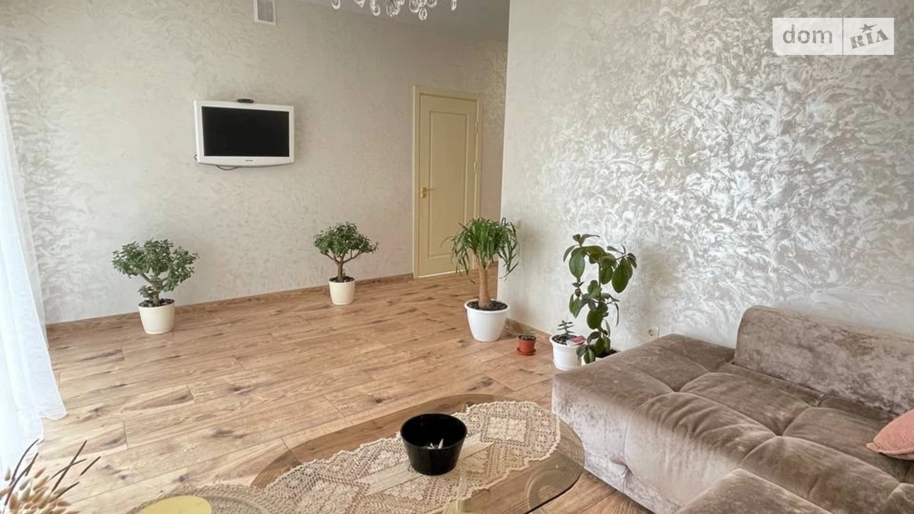 Продается 2-комнатная квартира 59 кв. м в Ровно, ул. Назара Небожинского(Павлюченко), 15А - фото 3