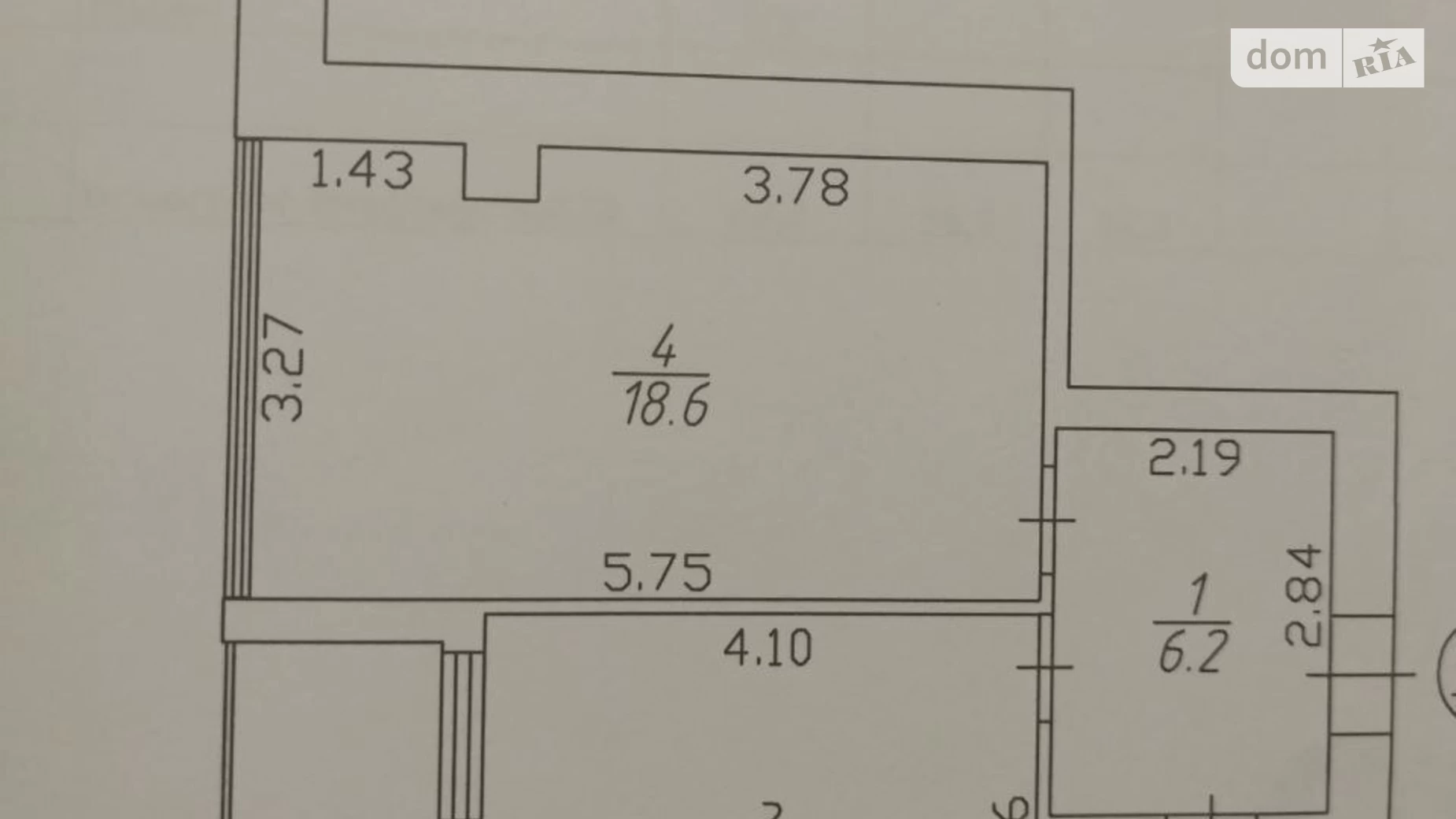 Продается 1-комнатная квартира 45 кв. м в Чернигове, ул. Независимости - фото 2