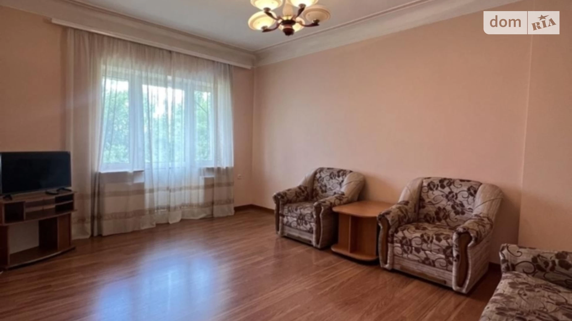 Продается 4-комнатная квартира 90.6 кв. м в Черновцах, ул. Садовая - фото 2