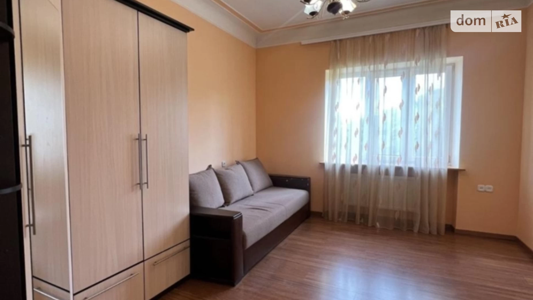 Продается 4-комнатная квартира 90.6 кв. м в Черновцах, ул. Садовая - фото 3
