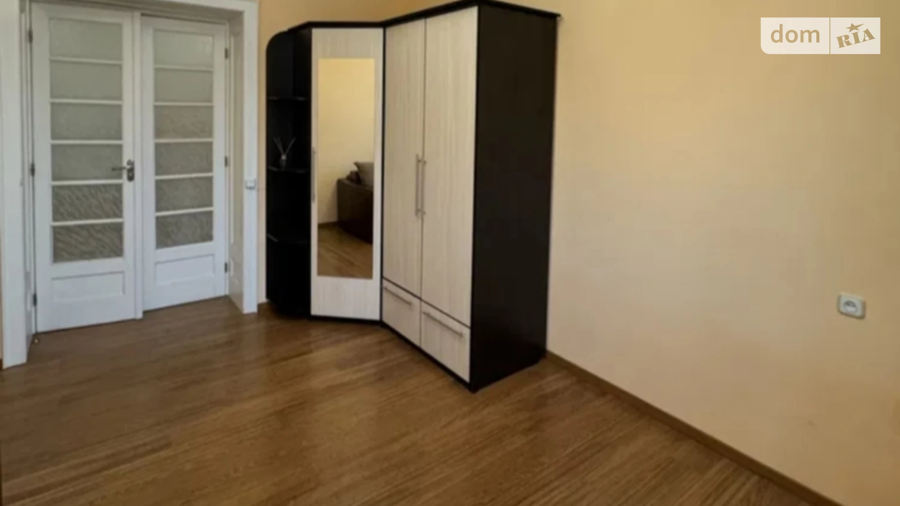Продается 4-комнатная квартира 90.6 кв. м в Черновцах, ул. Садовая - фото 4