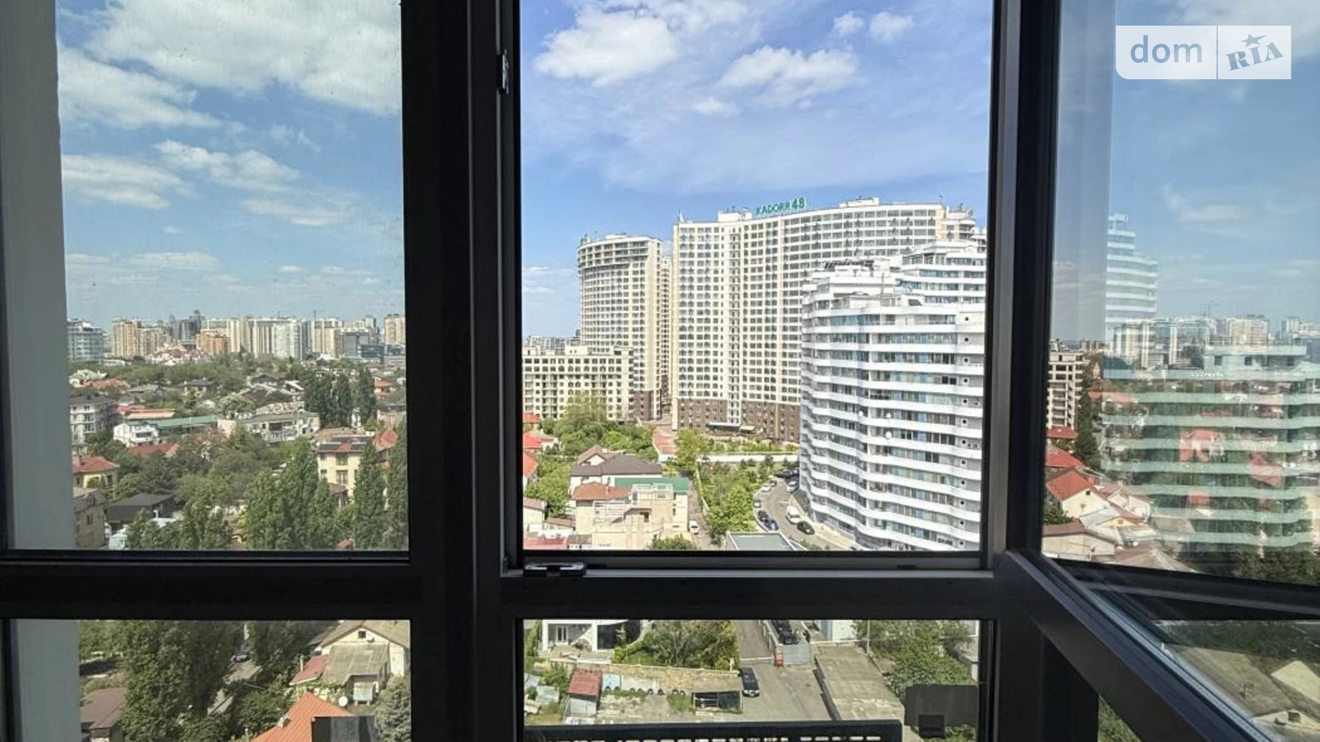Продается 1-комнатная квартира 39 кв. м в Одессе, ул. Литературная, 10Б - фото 5