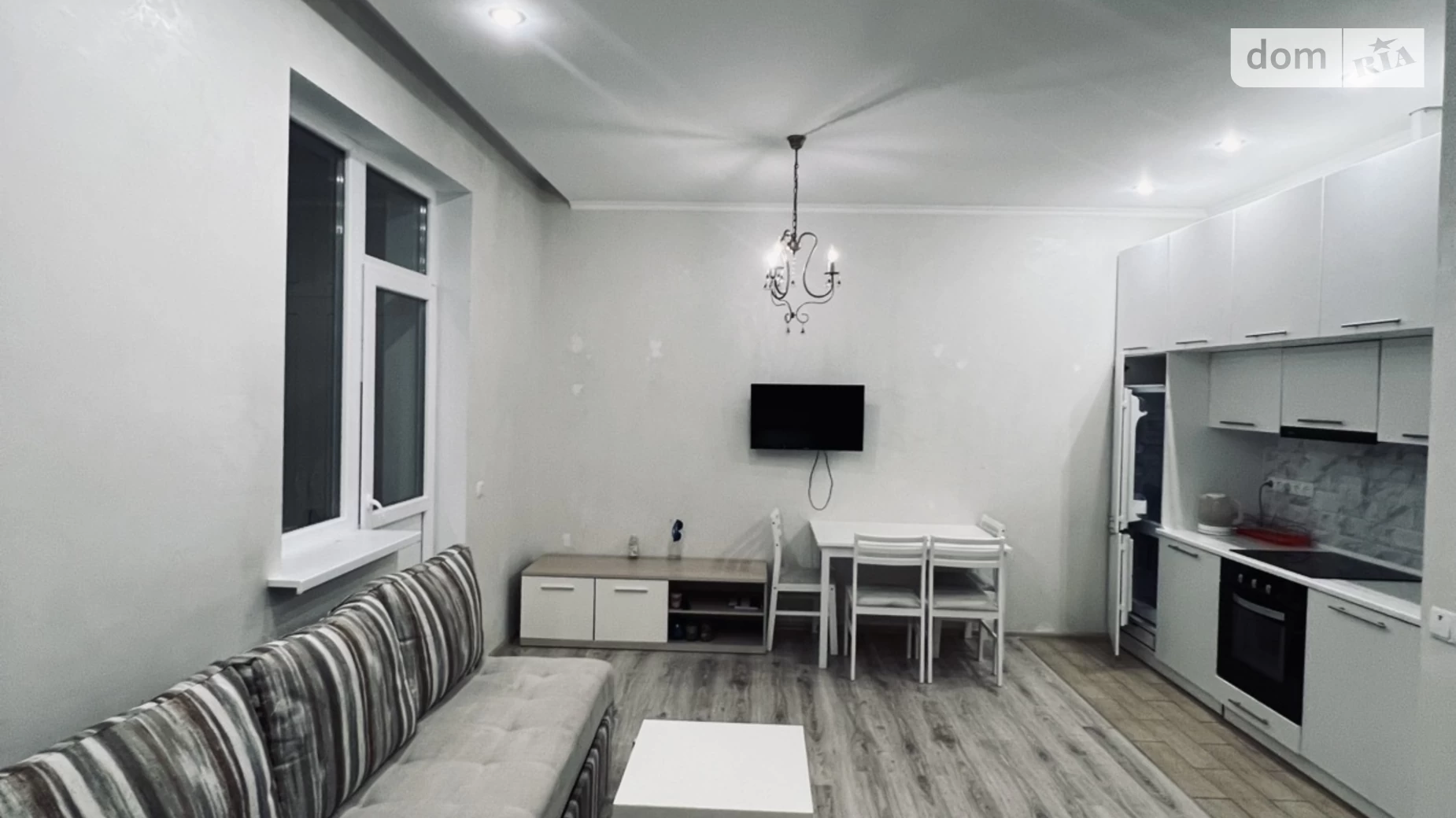 Продається 1-кімнатна квартира 50.6 кв. м у Києві, вул. Степана Руданського, 3А - фото 2