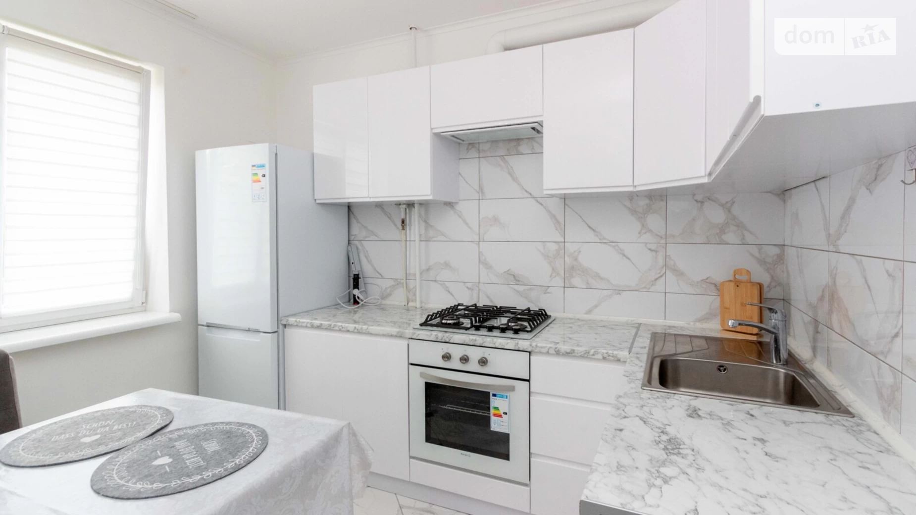 Продается 2-комнатная квартира 49.6 кв. м в Черновцах, бул. Героев Крут, 4Б - фото 4