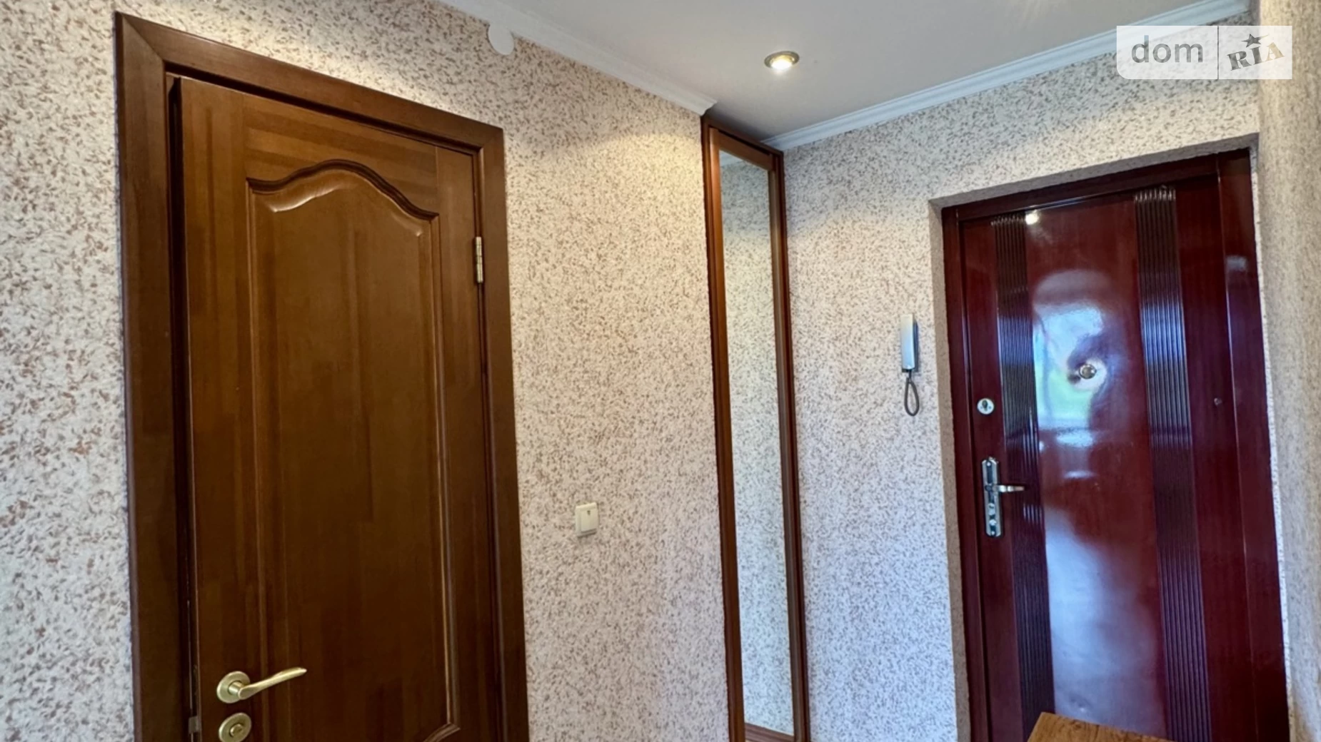 Сдается в аренду 1-комнатная квартира 39 кв. м в Ивано-Франковске - фото 3