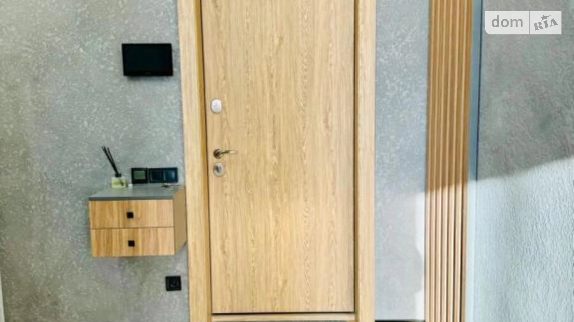 Продается 2-комнатная квартира 59 кв. м в Киеве, ул. Салютная, 2 - фото 2