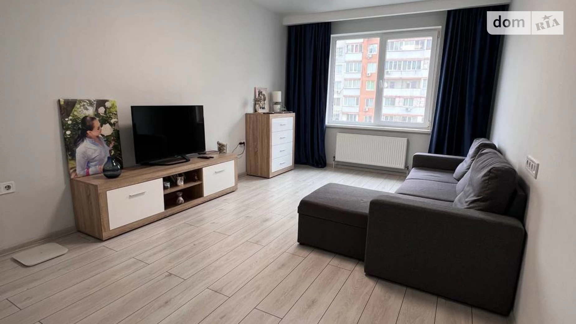 Продается 2-комнатная квартира 69 кв. м в Одессе, мас. Радужный, 23 - фото 2