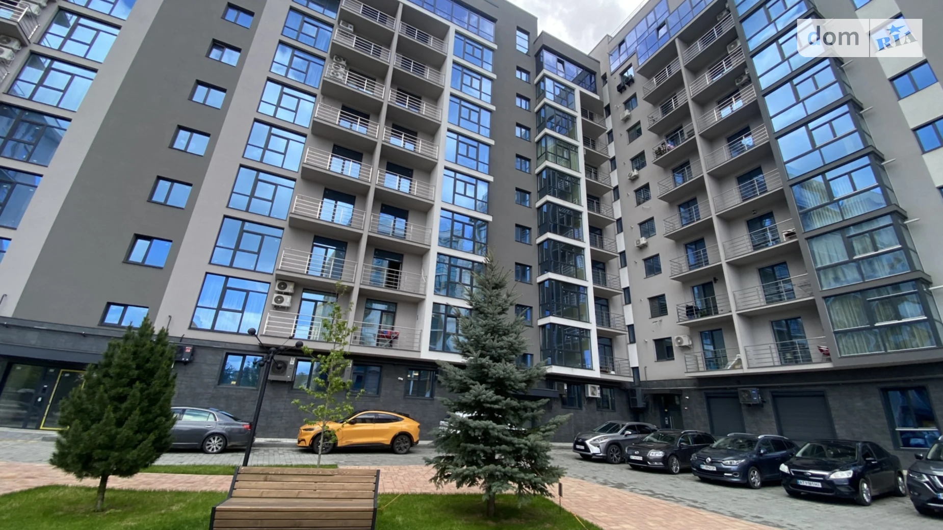 Продается 3-комнатная квартира 96 кв. м в Ивано-Франковске, ул. Гетьмана Ивана Мазепы, 160А - фото 3