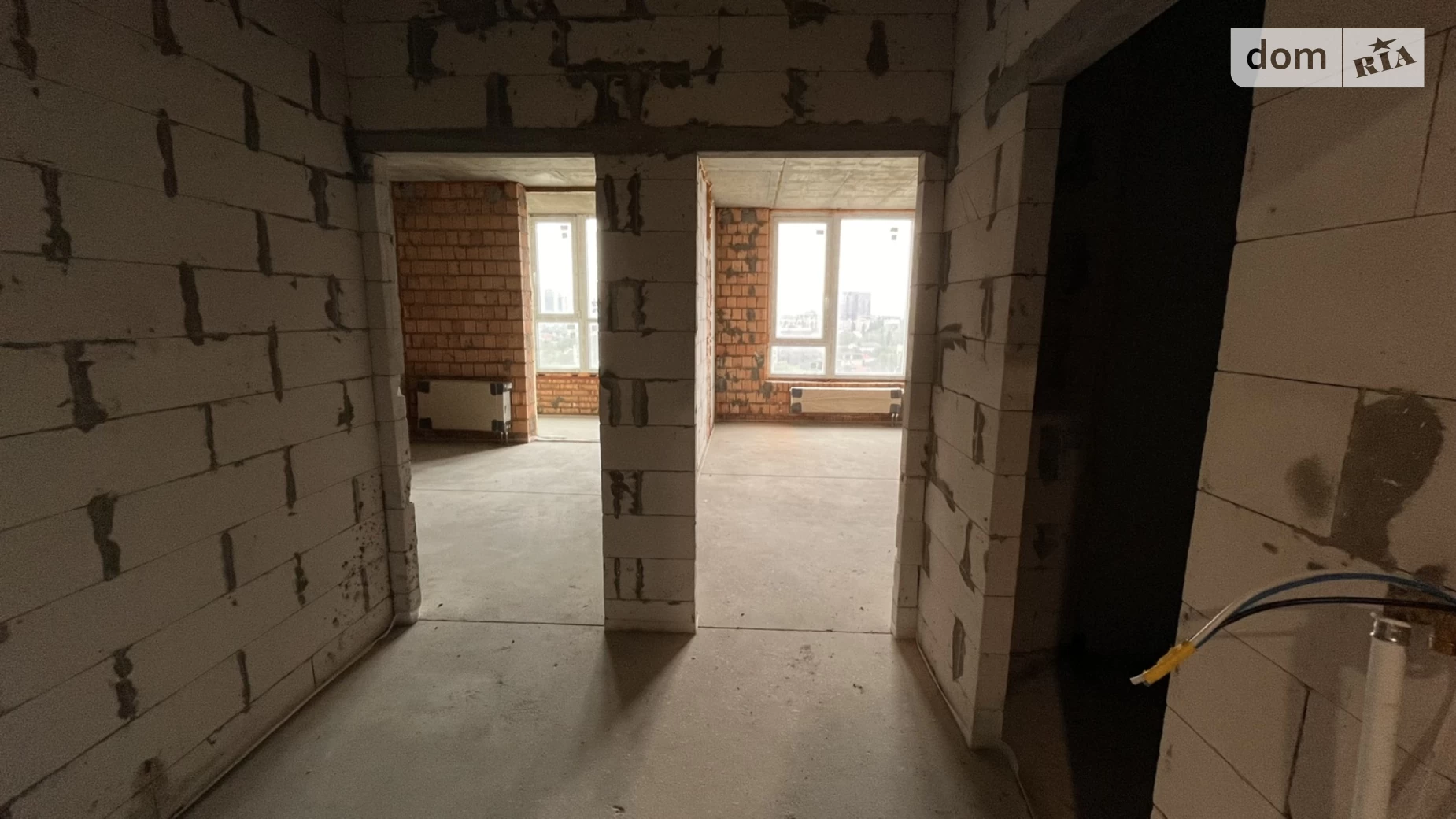 Продается 1-комнатная квартира 46 кв. м в Одессе, ул. Ивана Франко, 40 - фото 2