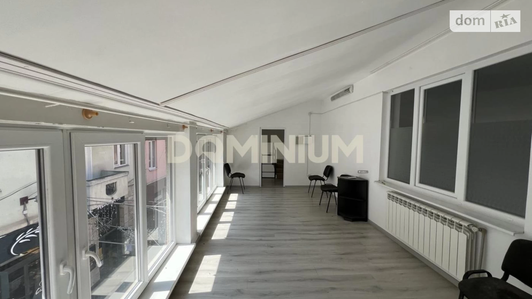 Продается офис 133.1 кв. м в бизнес-центре, цена: 170000 $ - фото 2