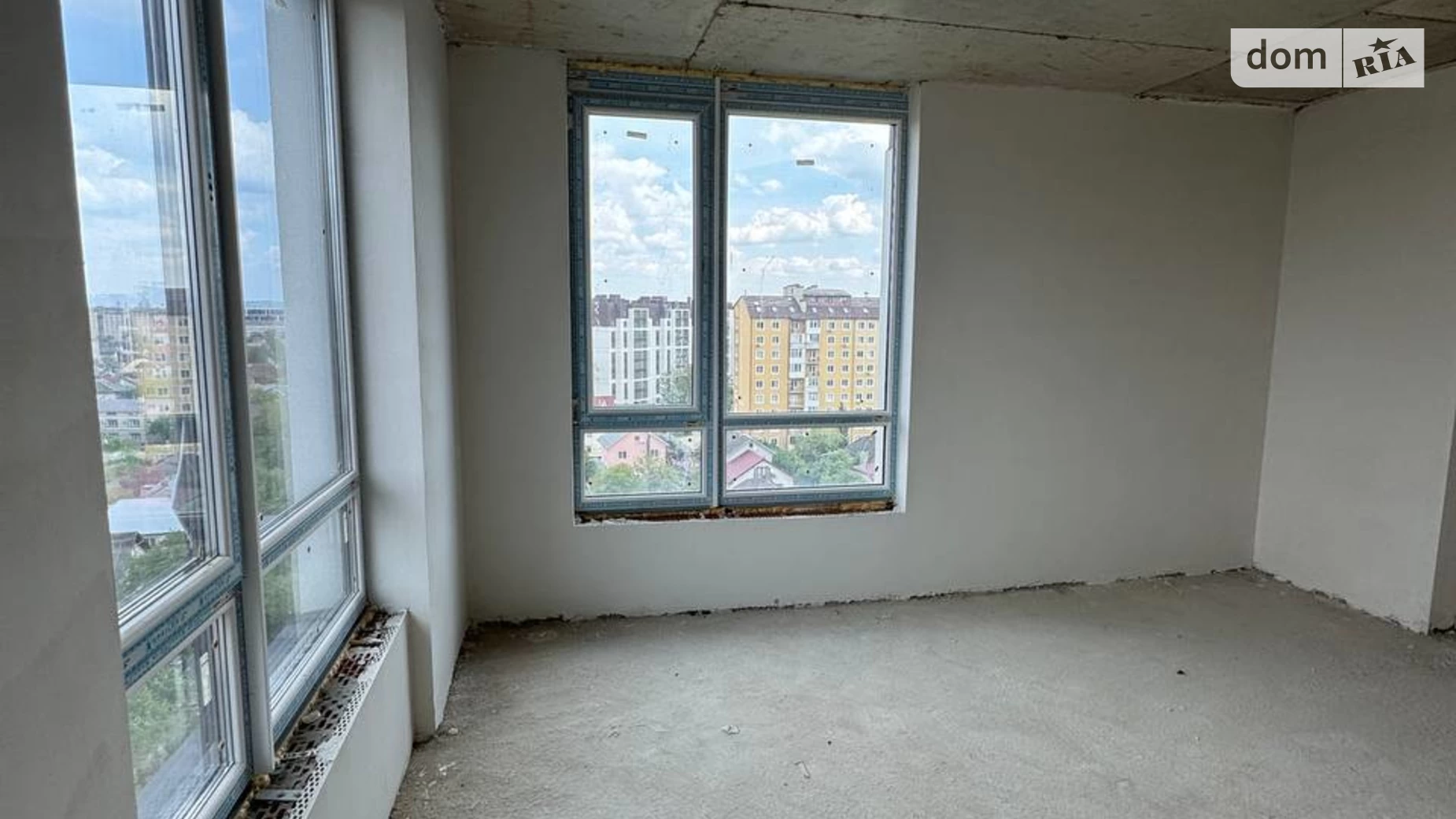 Продается 2-комнатная квартира 64 кв. м в Ивано-Франковске, ул. Ленкавского, 34 - фото 2