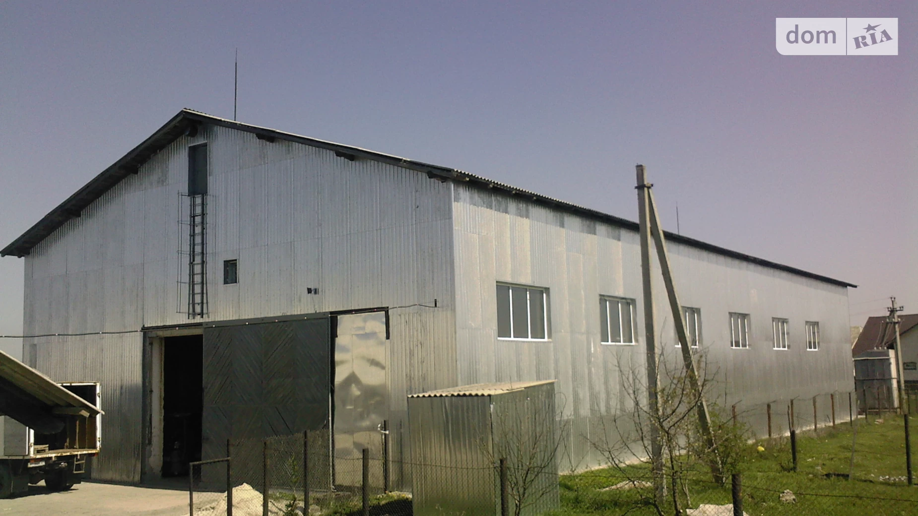 Продается помещения свободного назначения 1050 кв. м в 1-этажном здании, цена: 380000 $ - фото 3