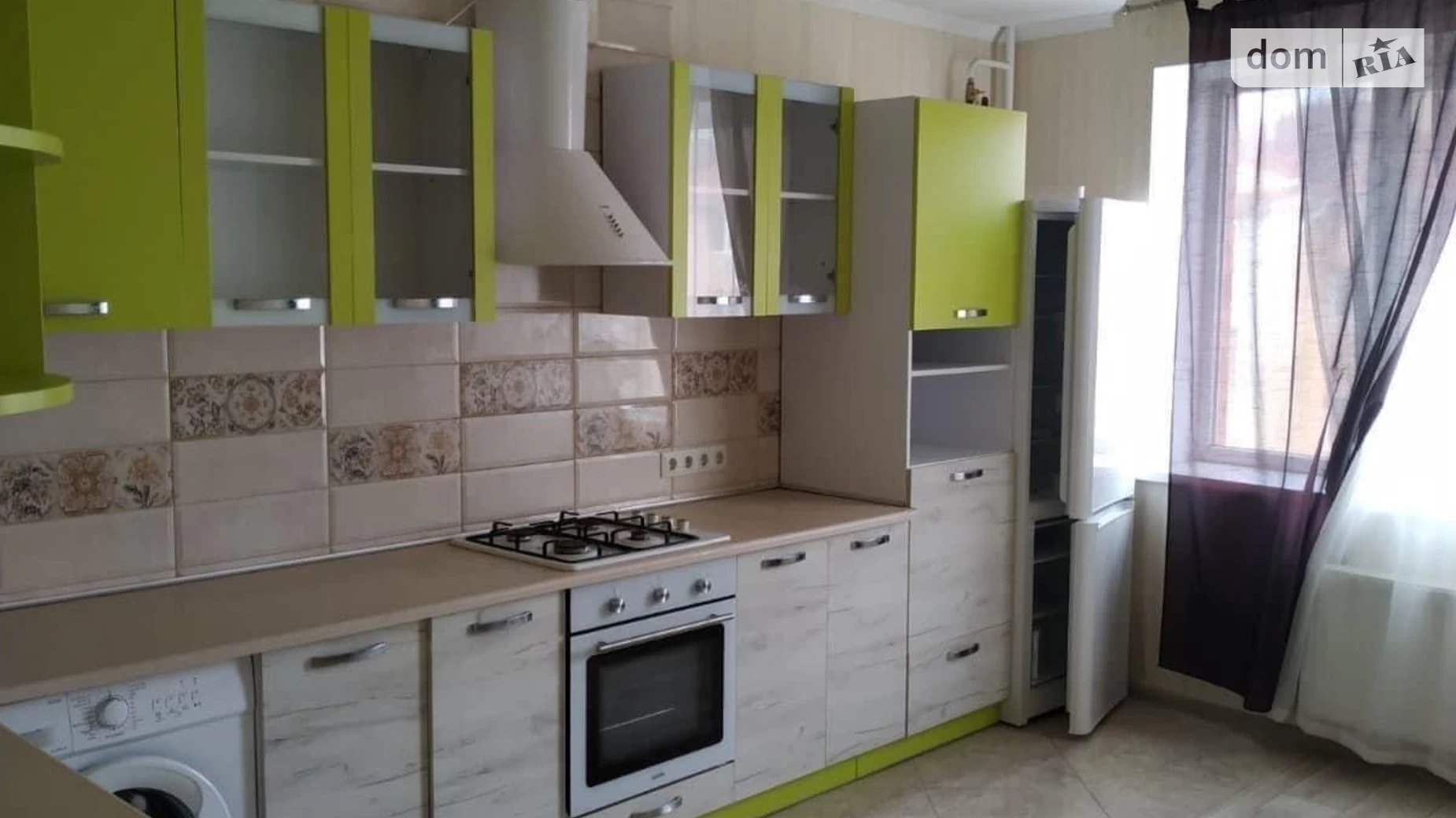 Продається 1-кімнатна квартира 53 кв. м у Чорноморську, вул. Парусна - фото 2