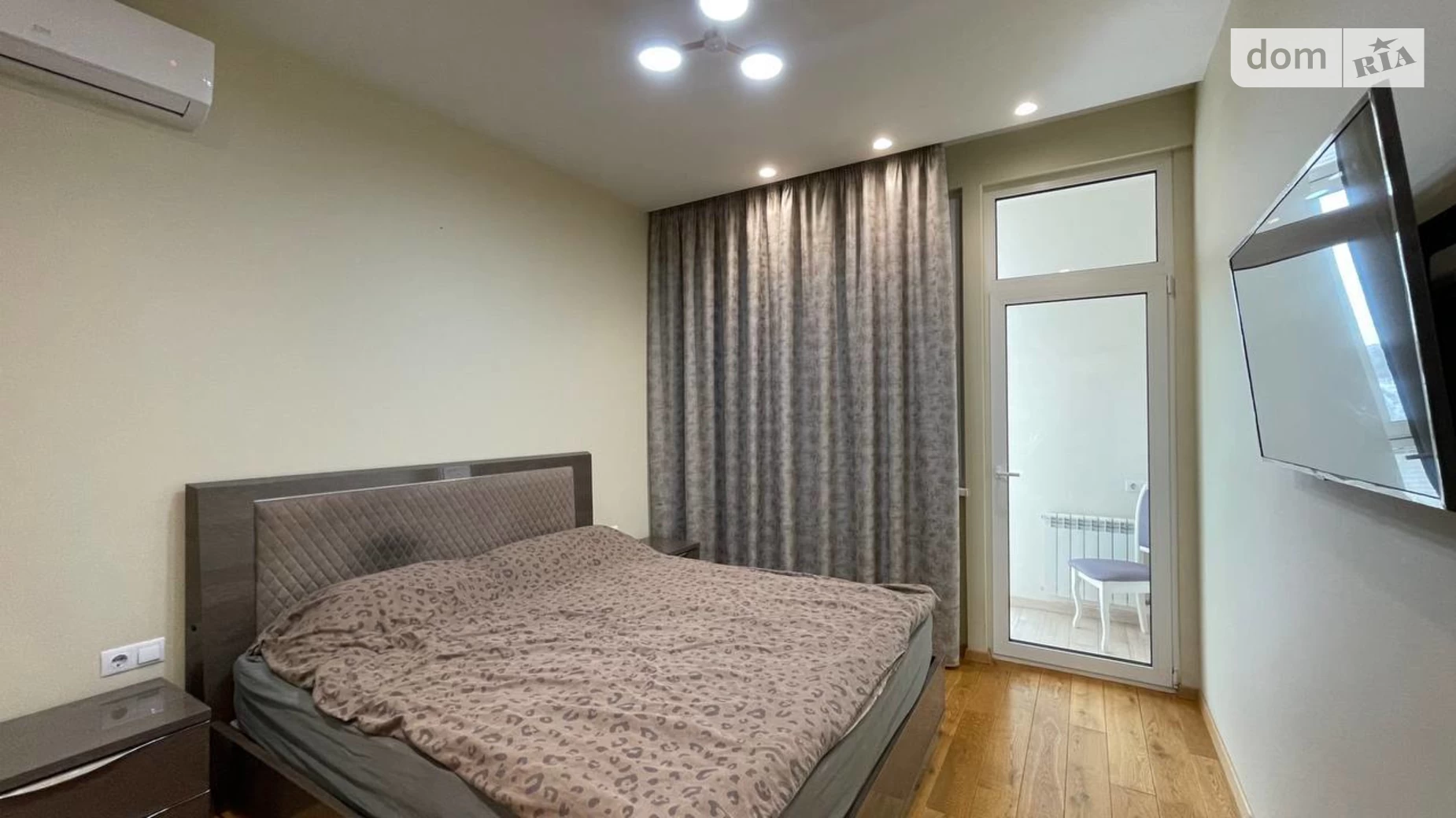 Продается 1-комнатная квартира 72.3 кв. м в Днепре, ул. Сечевых стрельцов, 143 - фото 4