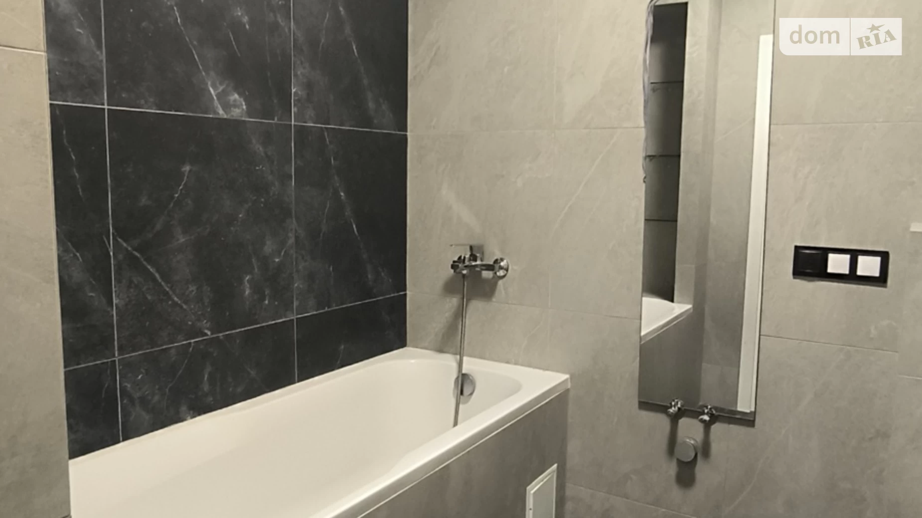 Продается 1-комнатная квартира 45 кв. м в, цена: 60500 $ - фото 2