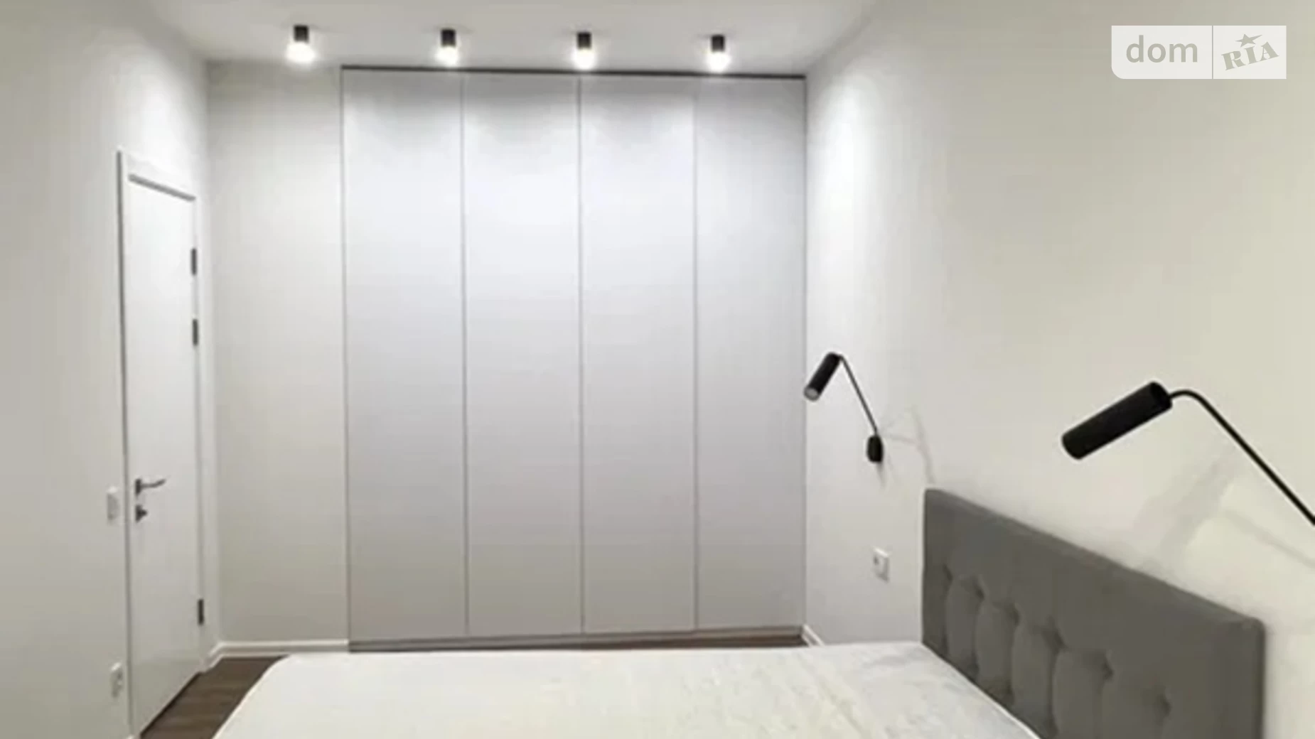 Продается 1-комнатная квартира 50 кв. м в Киеве, ул. Драгоманова, 2 - фото 2