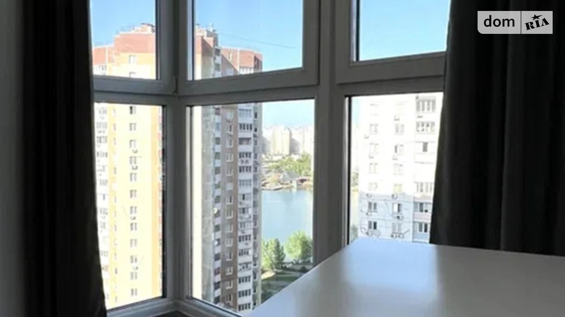 Продается 1-комнатная квартира 50 кв. м в Киеве, ул. Драгоманова, 2 - фото 4