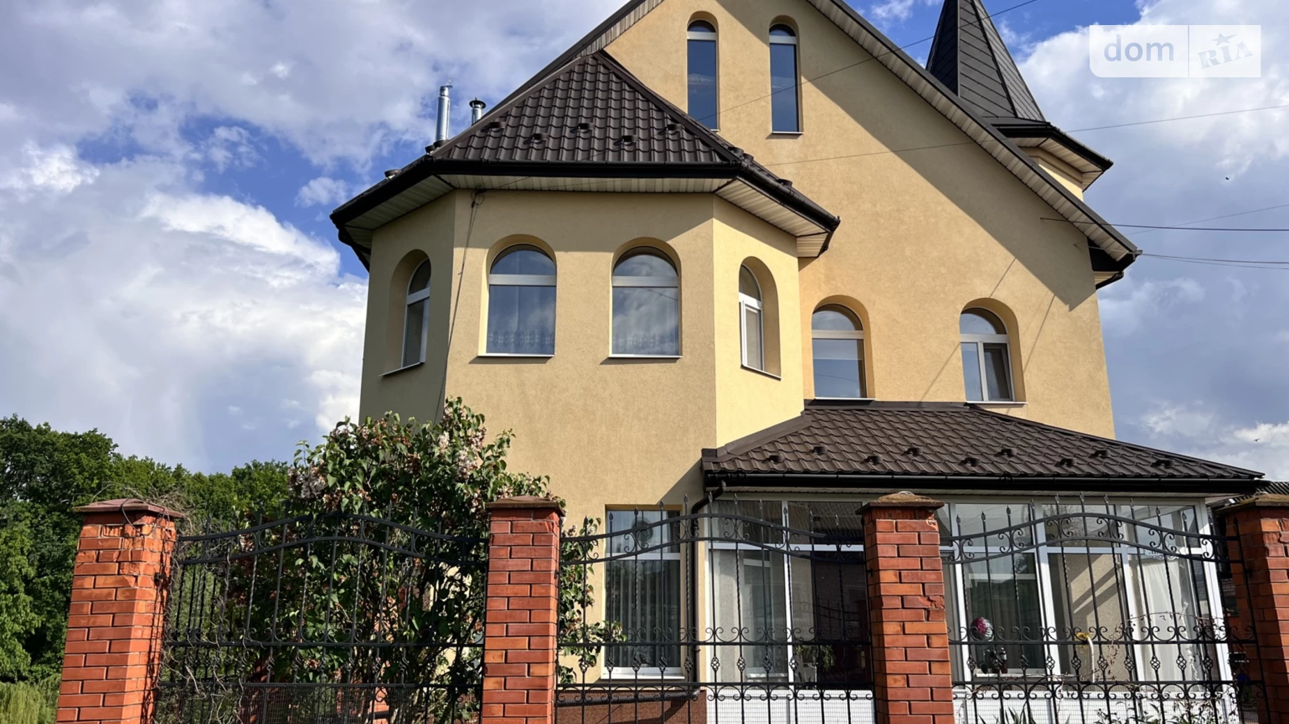 Продается дом на 3 этажа 325 кв. м с баней/сауной, цена: 200000 $ - фото 3