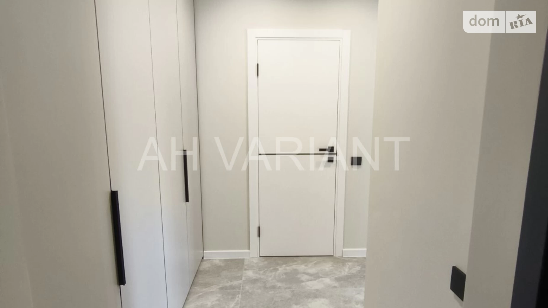 Продается 1-комнатная квартира 42 кв. м в, цена: 77000 $ - фото 4