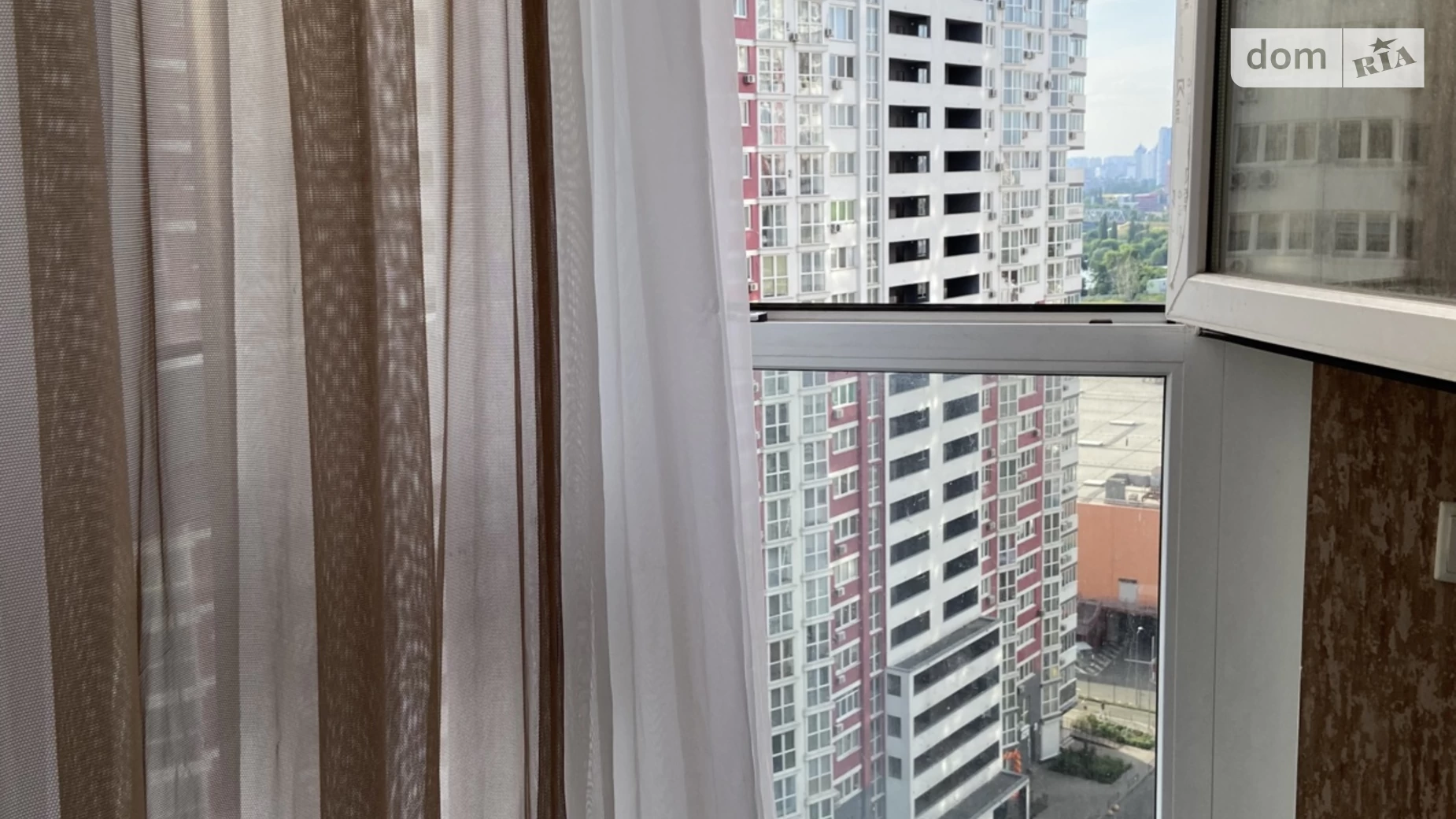 Продается 1-комнатная квартира 50.4 кв. м в Киеве, ул. Драгоманова, 2А - фото 4