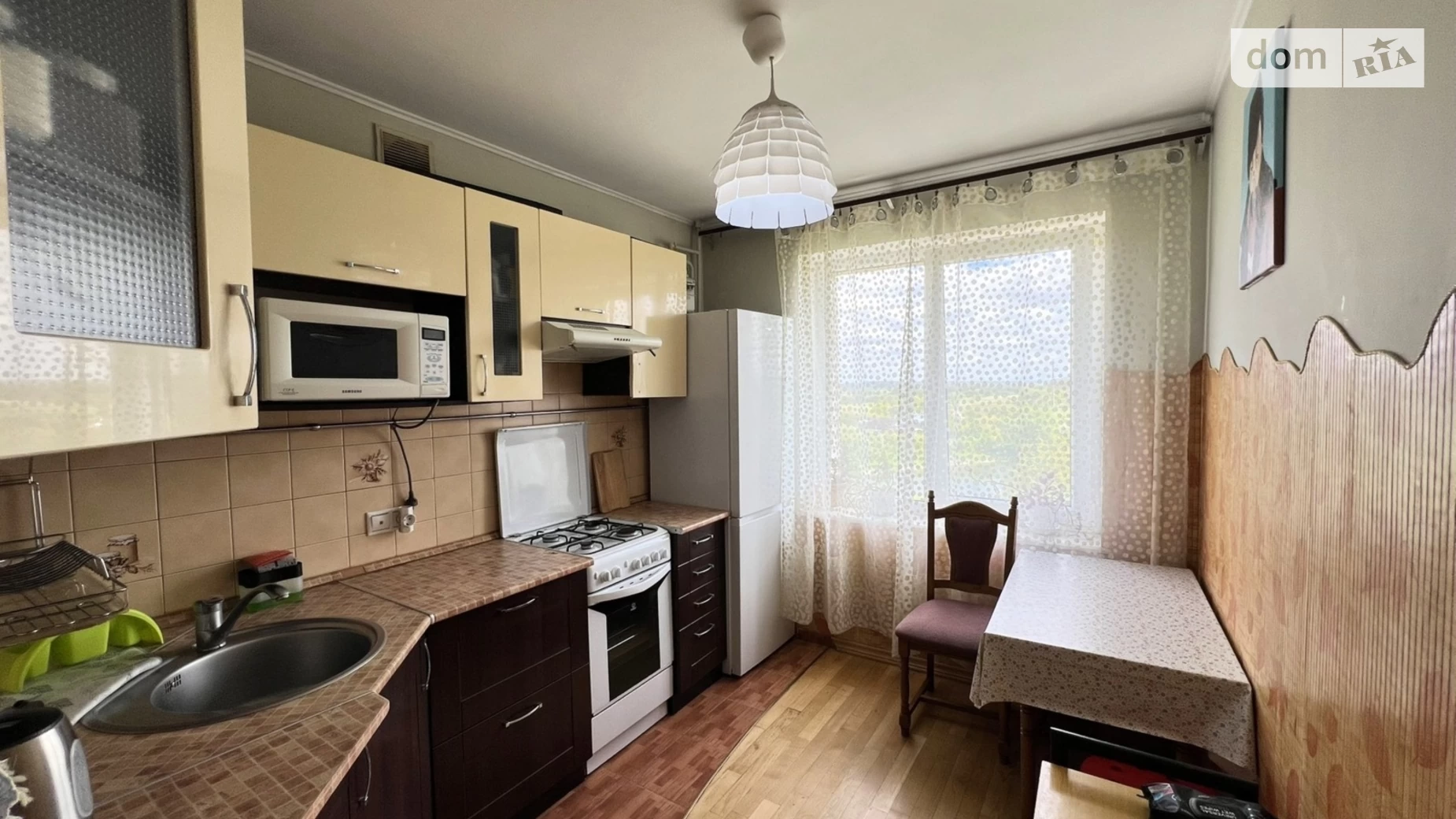 Продається 2-кімнатна квартира 48 кв. м у Дублянах, вул. Тараса Шевченка - фото 2